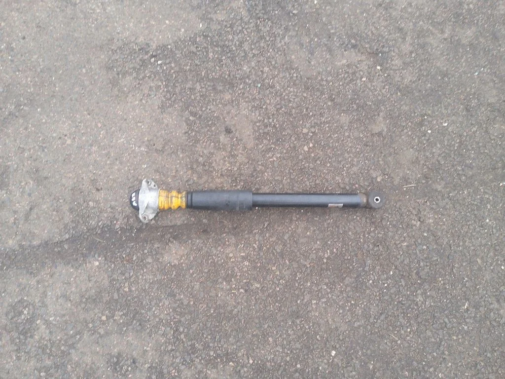 Rear shock absorber/damper – Volkswagen Polo (2002-2005)