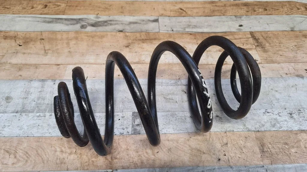 Rear coil spring – Opel Zafira A (1999-2005)