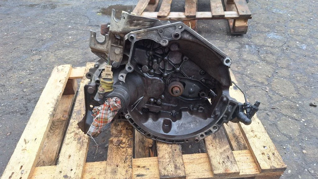 Manual 5 speed gearbox 20291231