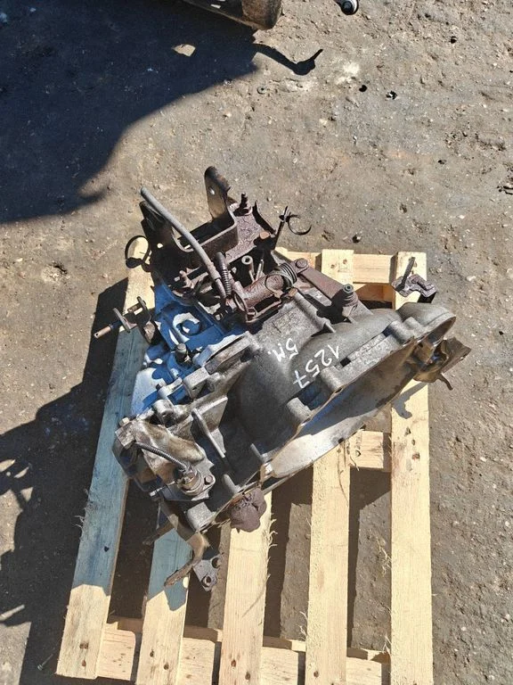 Manual 5 speed gearbox 115921