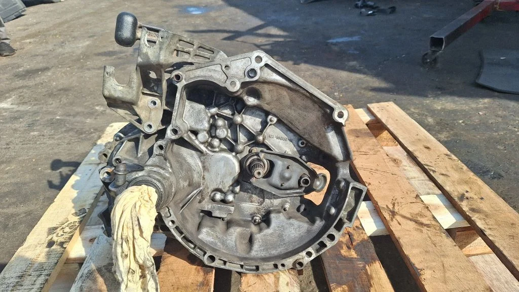 Manual 5 speed gearbox TI20291121