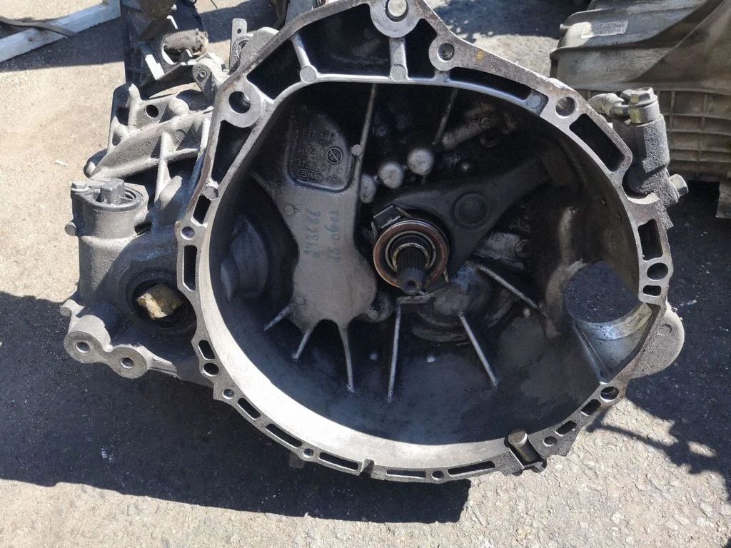 Manual 5 speed gearbox – Nissan Primera (2002-2007)