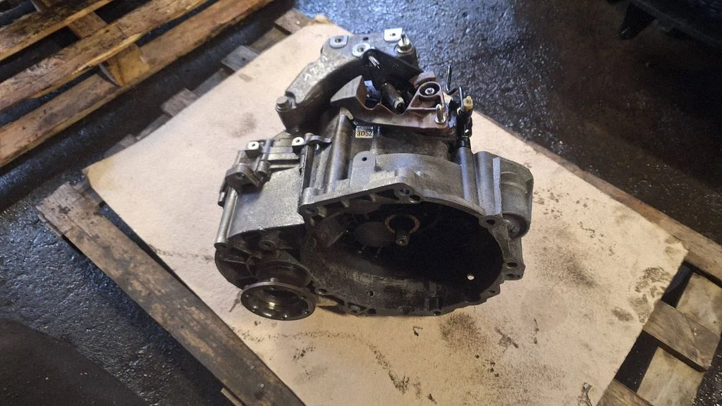 Manual 6 speed gearbox – Volkswagen Passat CC (2008-2016)