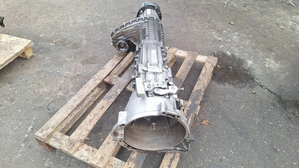 Manual 6 speed gearbox