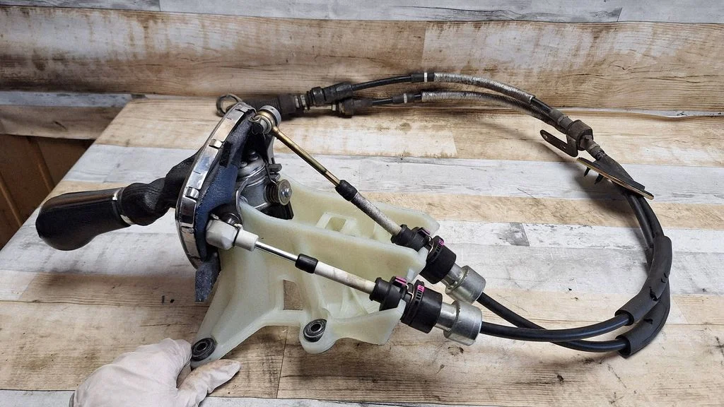 Gear selector mechanism