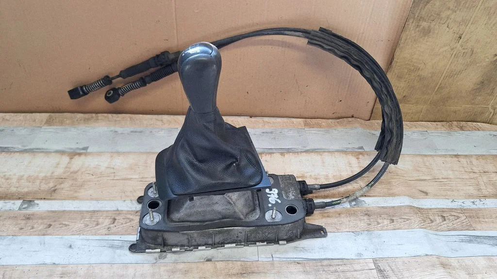 Mechanizm zmiany biegów (kulisa) 1K0711061B