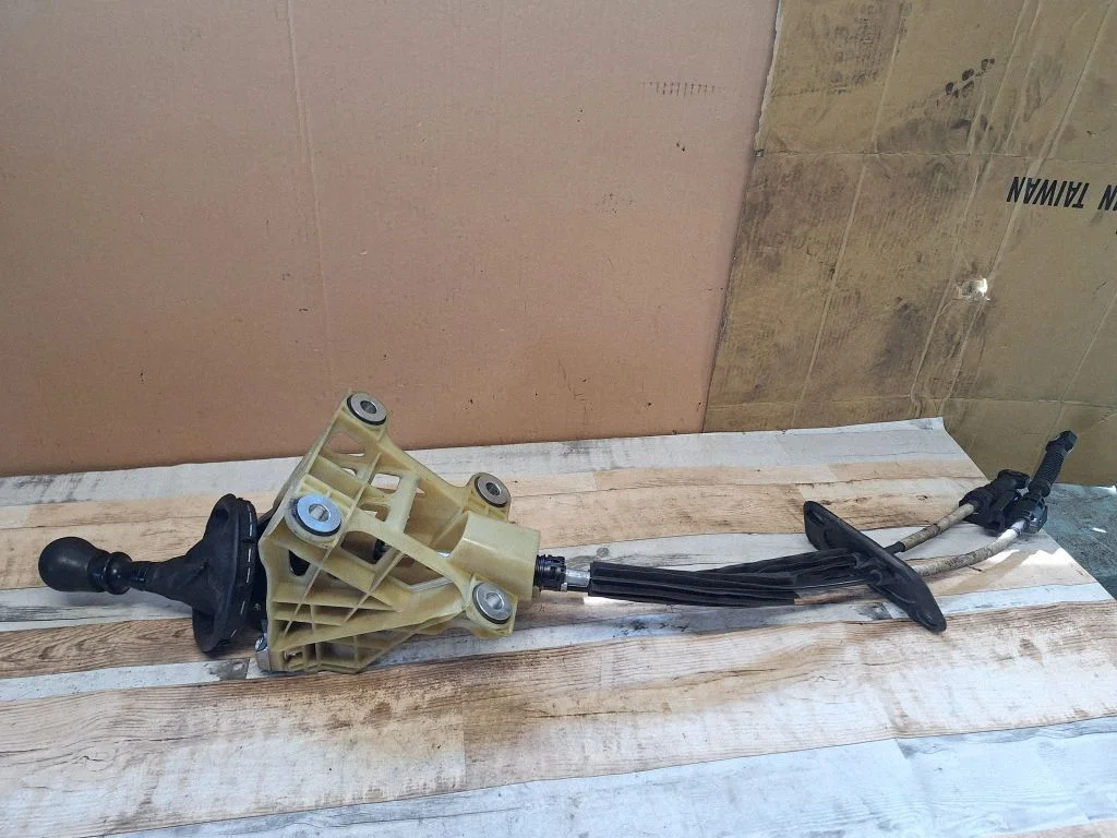 Gear selector mechanism – Volkswagen Transporter - Caravelle T5 (2003-2015)