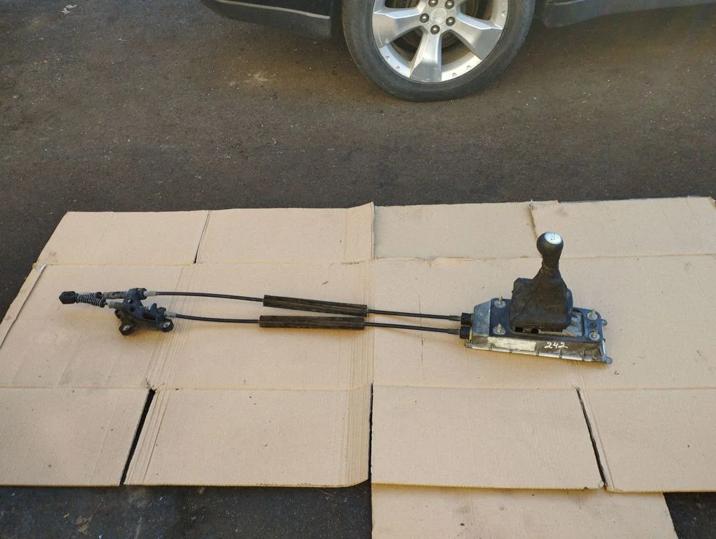 Mechanizm zmiany biegów (kulisa) 600711061E