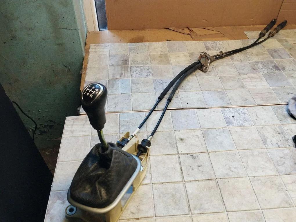 Mechanizm zmiany biegów (kulisa) MR953941