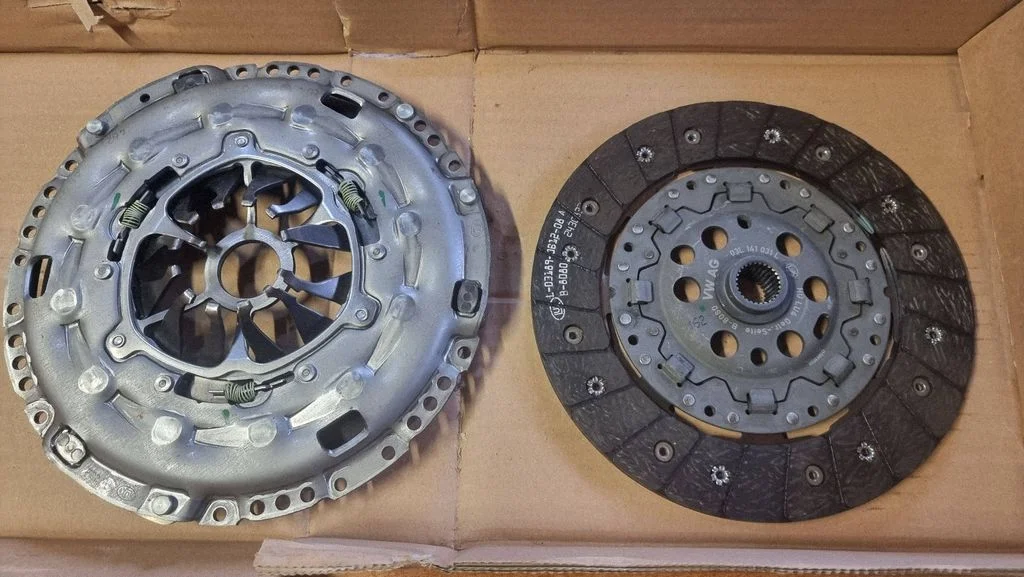 Clutch set kit – Volkswagen Transporter - Caravelle T5 (2003-2015)