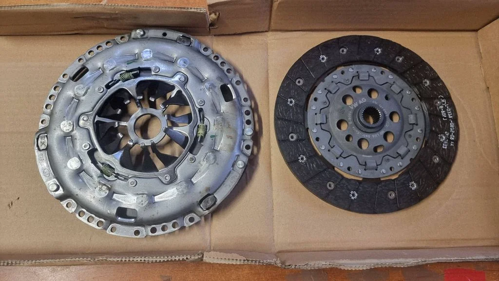 Clutch set kit – Volkswagen Transporter - Caravelle T5 (2003-2015)