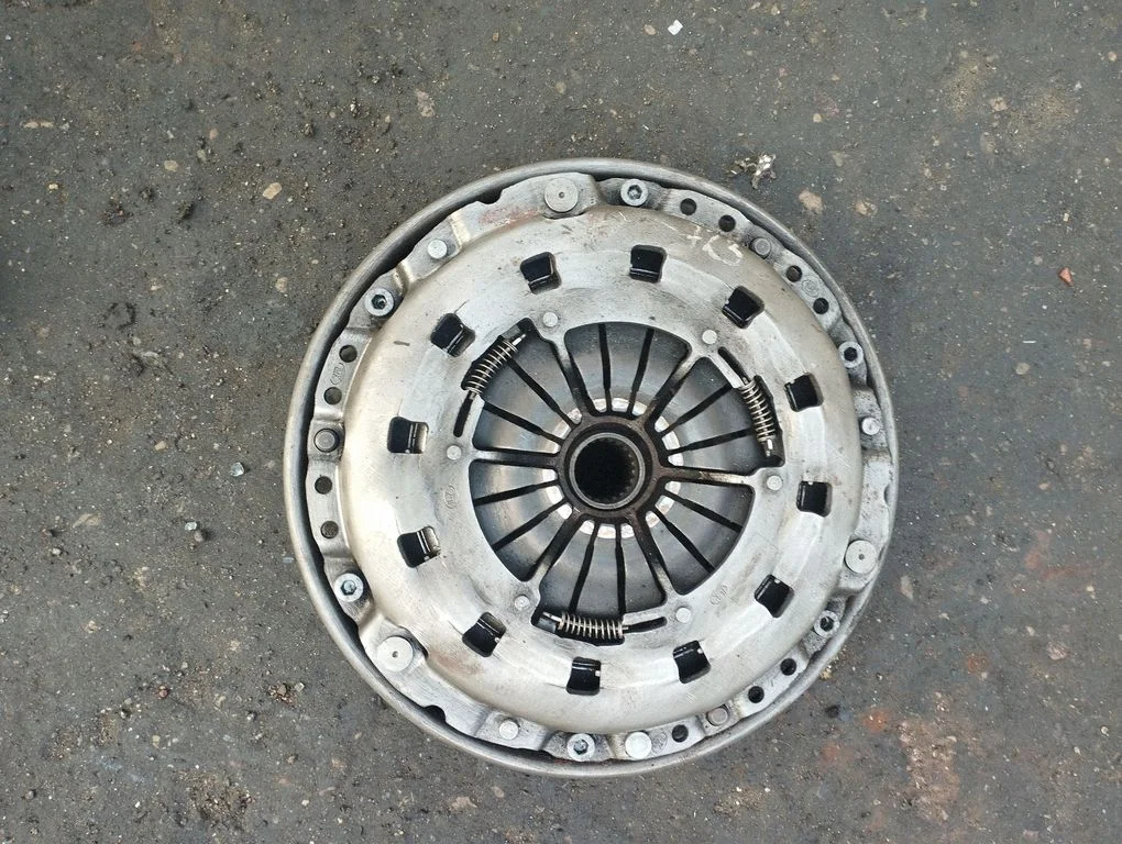 Clutch set kit – BMW 1 Series E81 E87 (2004-2011)