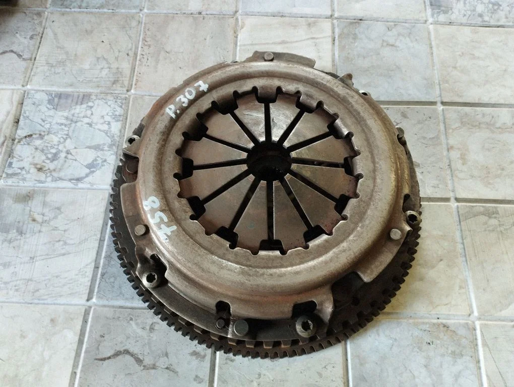 Clutch set kit – Peugeot 307 (2001-2005)