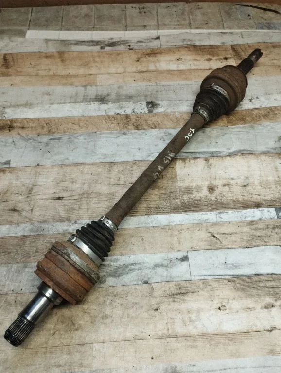 Rear driveshaft – Lexus IS 220D-250-350 (2006-2013)