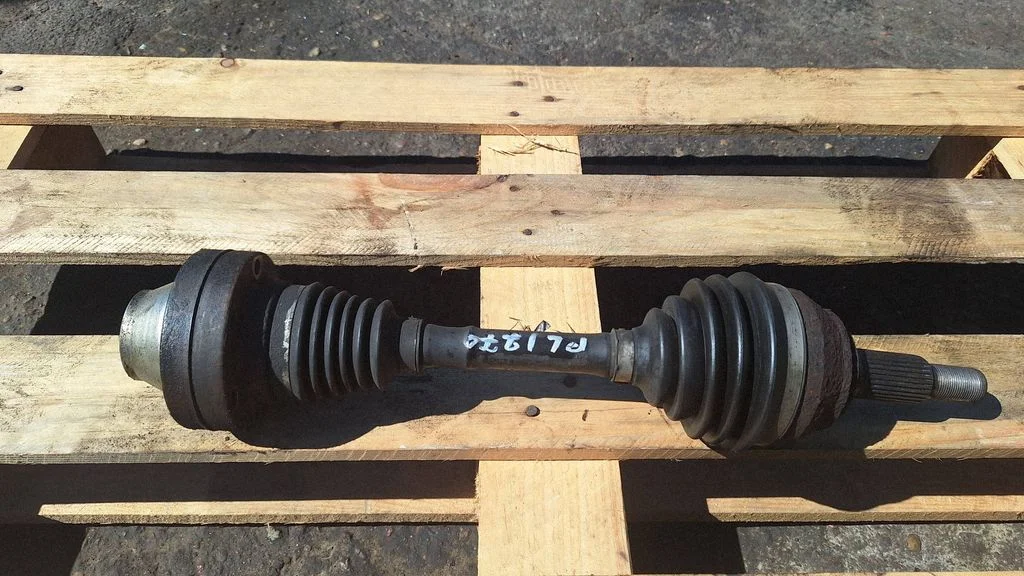 Front driveshaft – Audi Q7 4L (2005-2015)