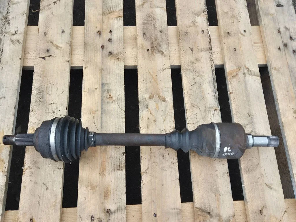 Front driveshaft – front left