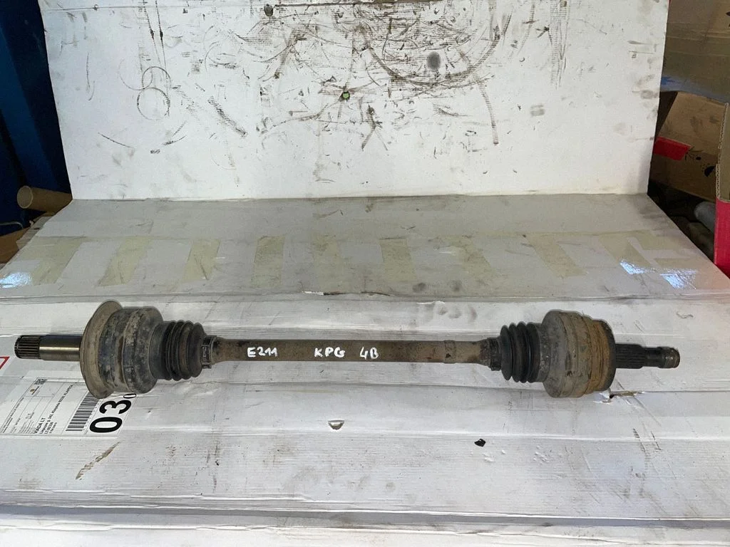 Rear driveshaft – rear left