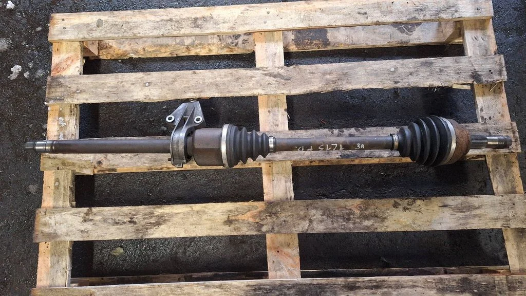 Front driveshaft – front right