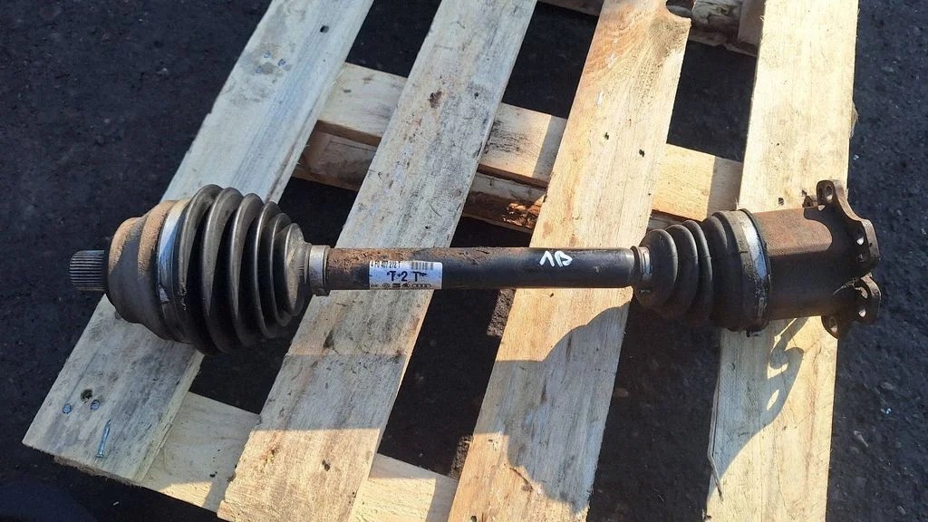 Front driveshaft – front right