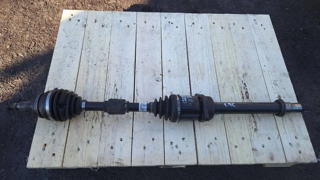 Front driveshaft – front right