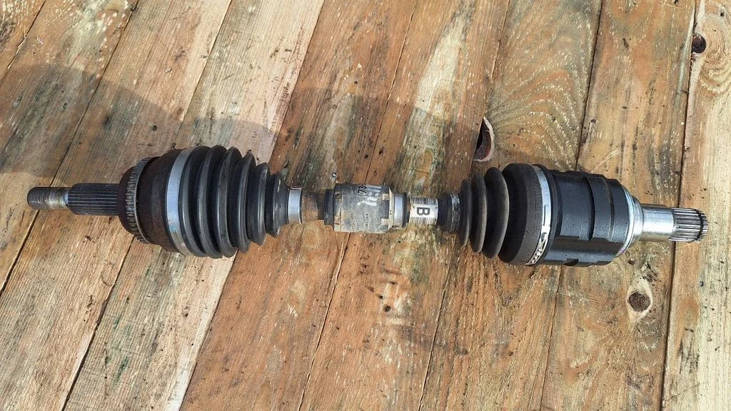 Front driveshaft EUJ104BP18