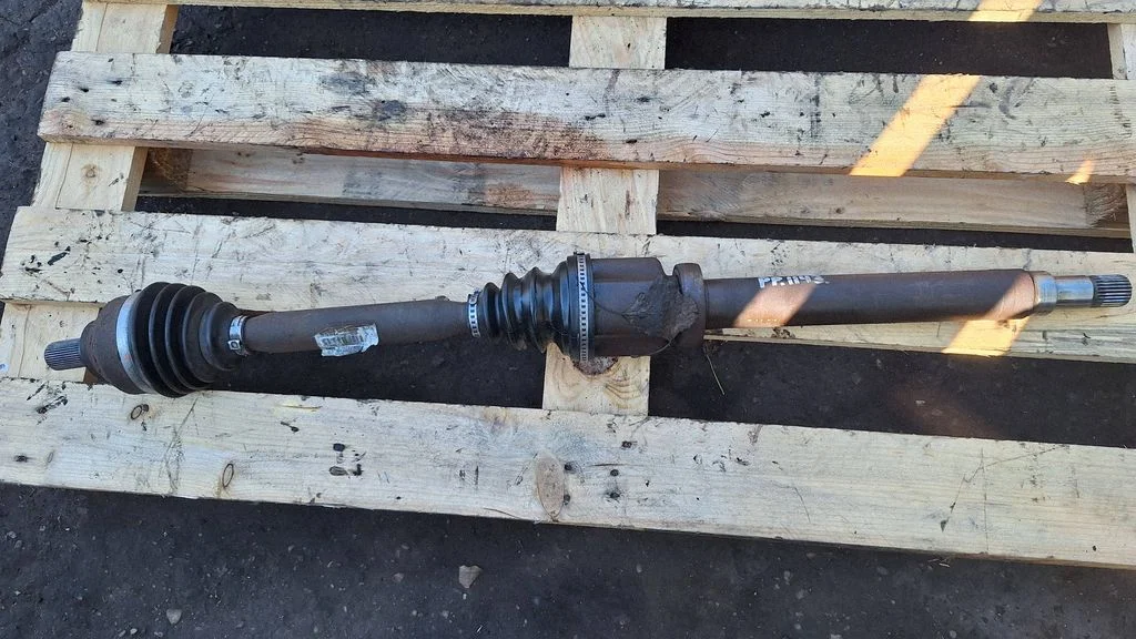 Front driveshaft – Volvo C30 (2007-2010), front right