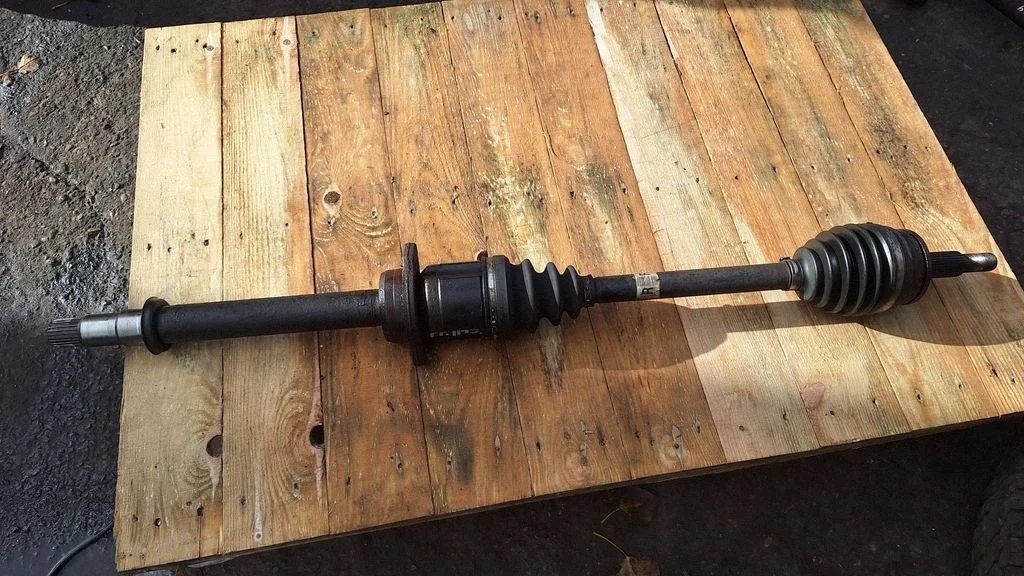 Front driveshaft – front right