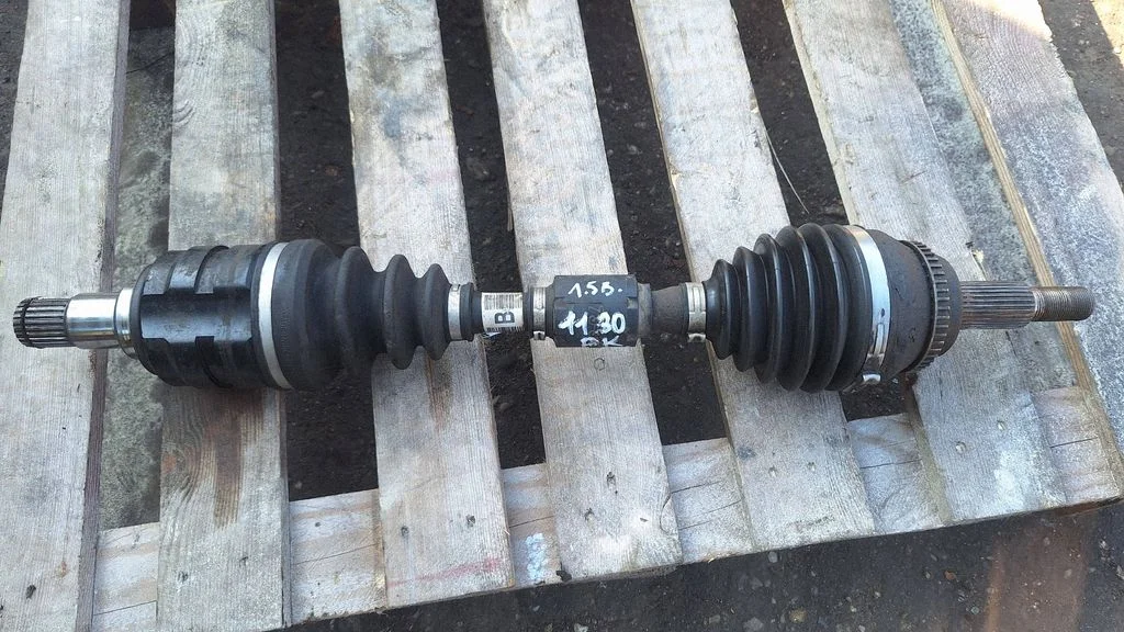 Front driveshaft EUJ104BP18