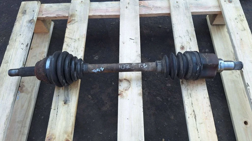 Front driveshaft – front left