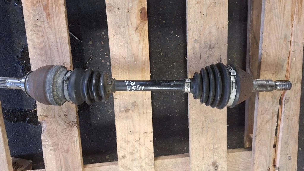 Front driveshaft – front left