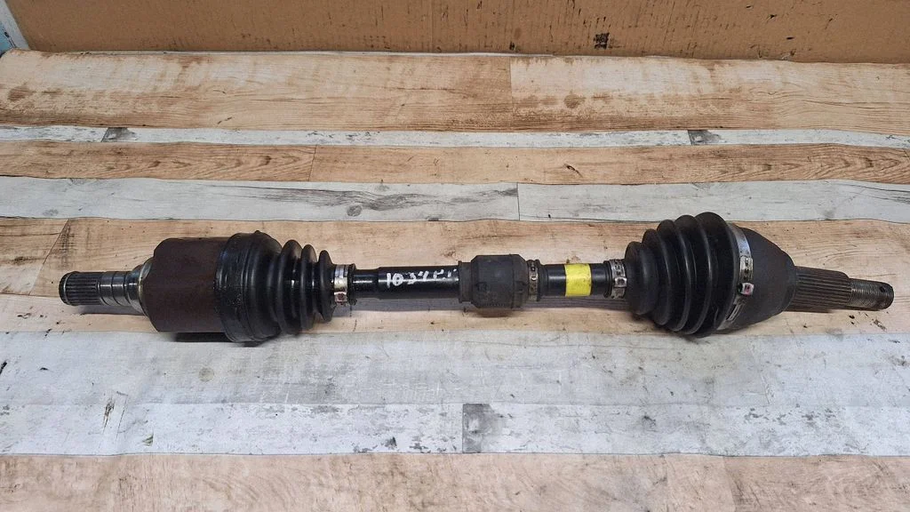 Front driveshaft – front left