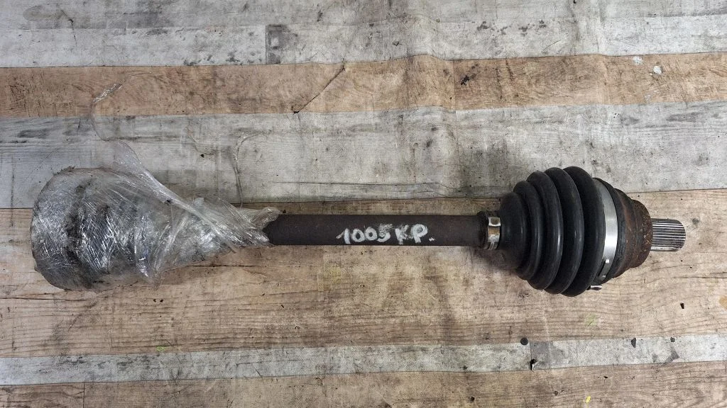 Front driveshaft – front left