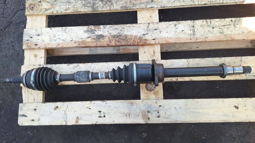 Front driveshaft – front right