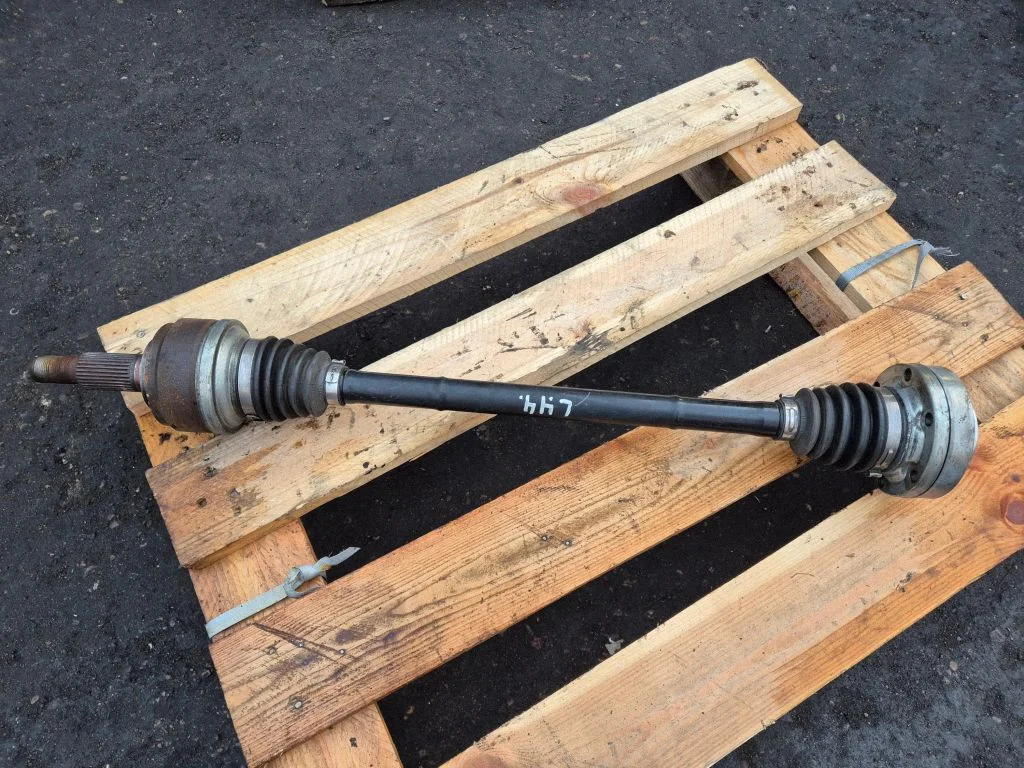 Front driveshaft – Audi Q7 4L (2005-2015)