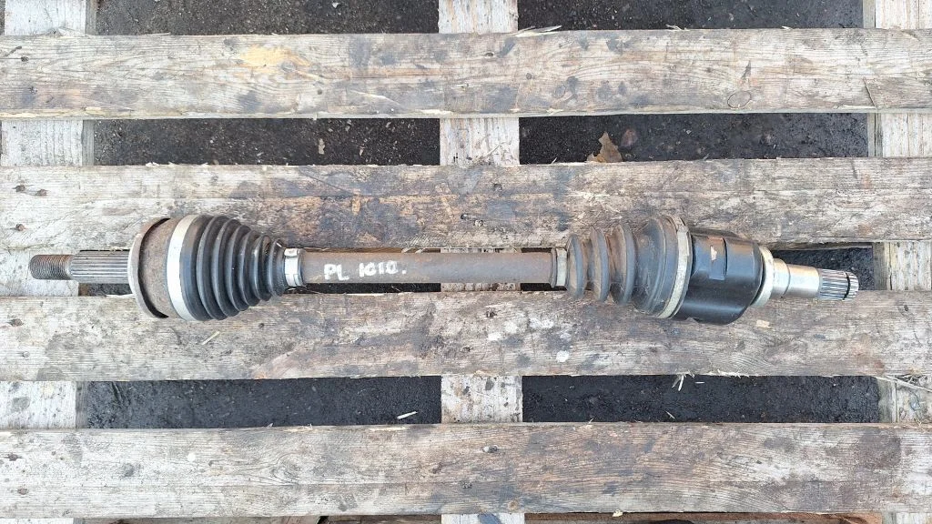 Front driveshaft – Toyota Auris 150 (2006-2012)
