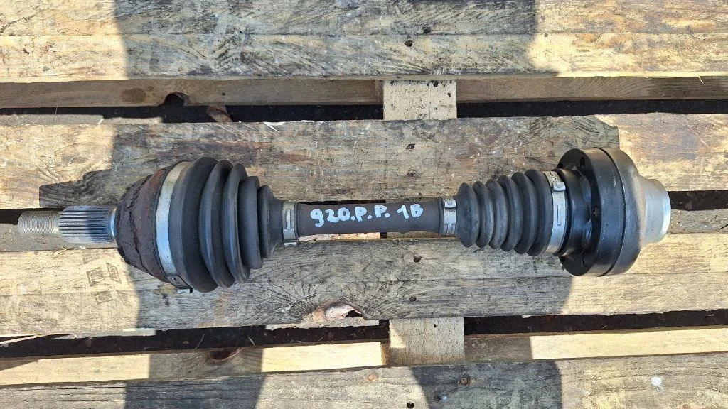 Front driveshaft – front right