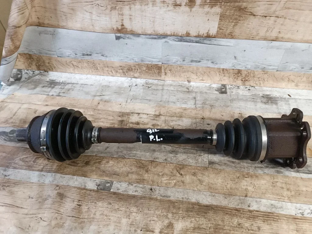 Front driveshaft – front left