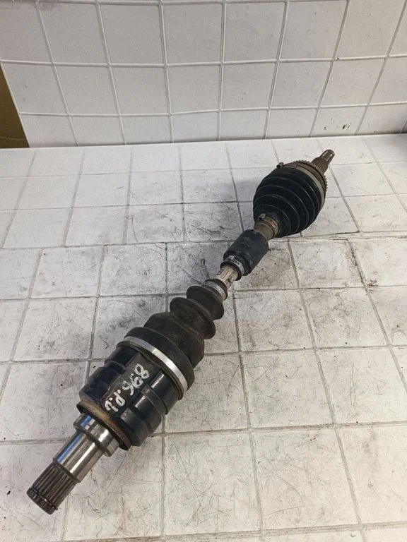 Front driveshaft – front left