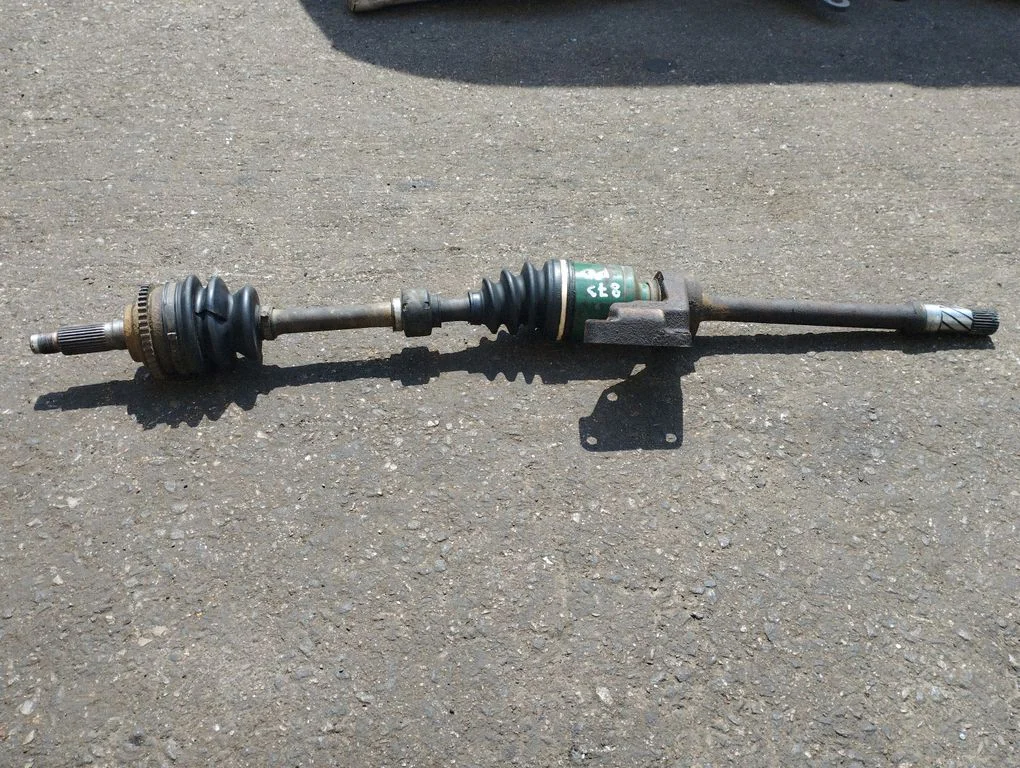 Front driveshaft – front right