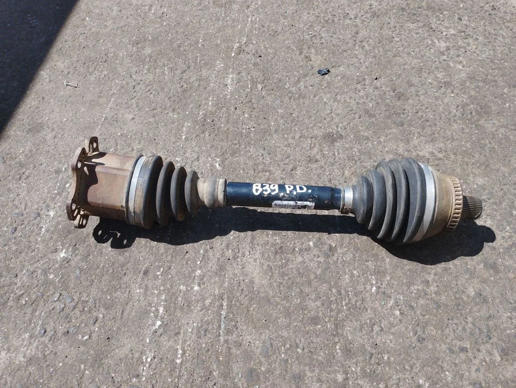 Front driveshaft 8E0407272BF