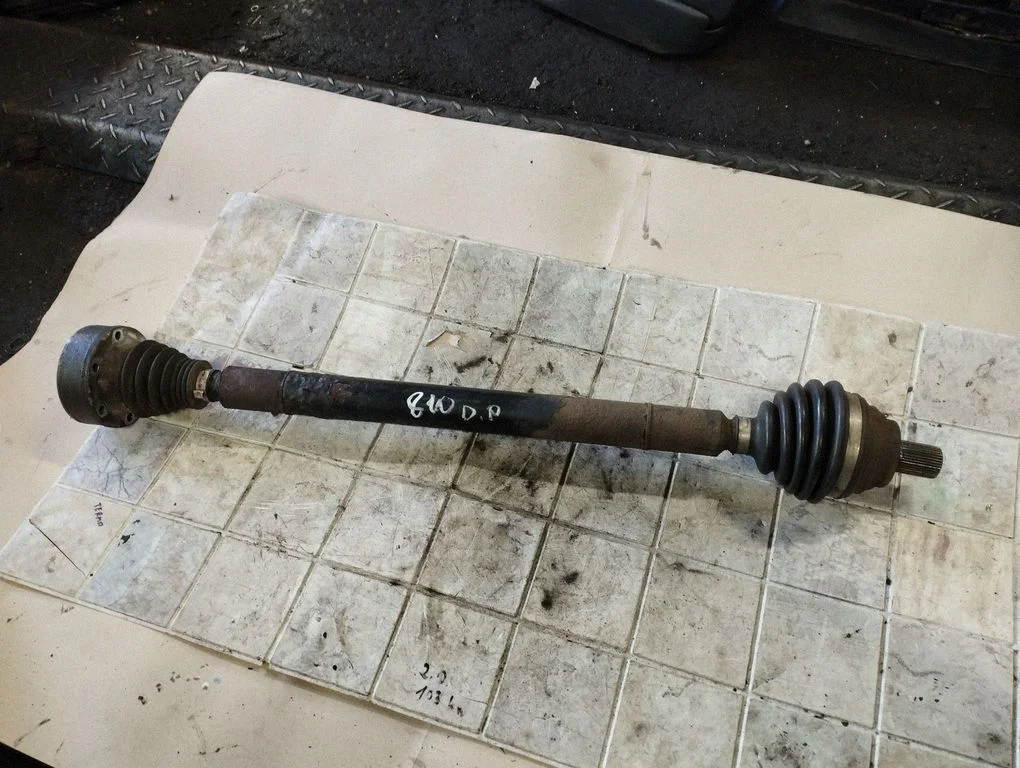 Front driveshaft – front right