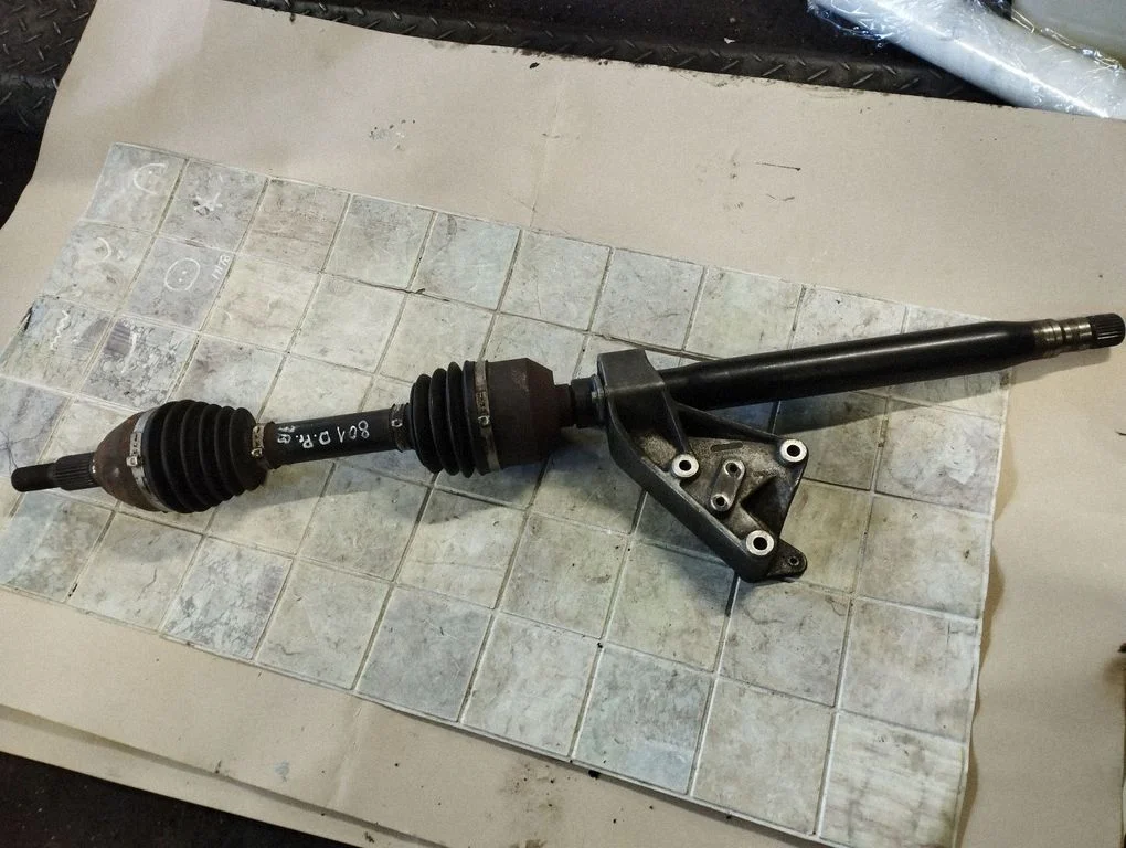 Front driveshaft – Saab 9-3 Ver2 (2003-2007)