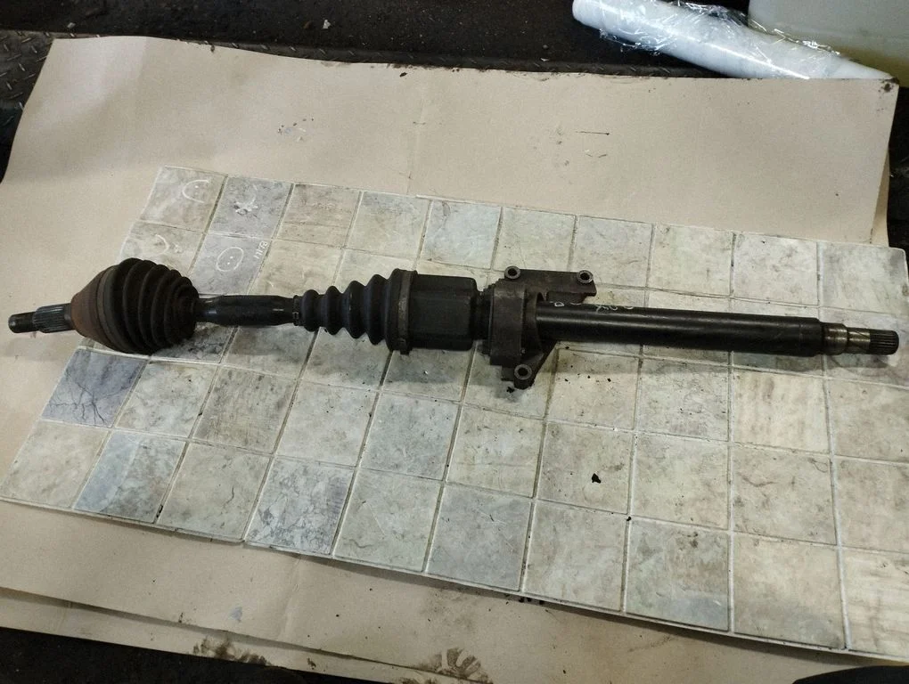 Front driveshaft – front right