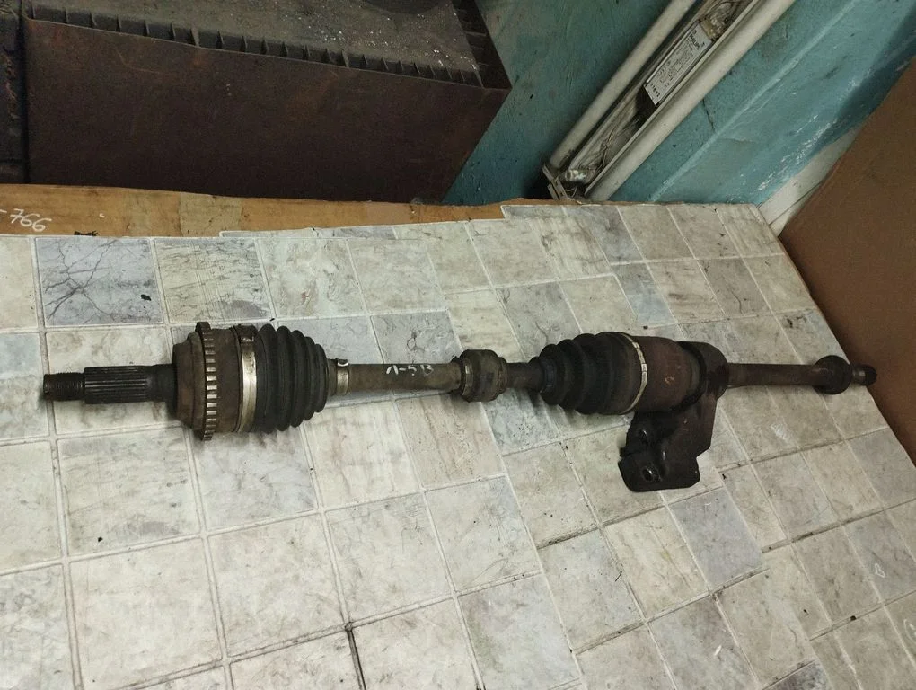 Front driveshaft – front right