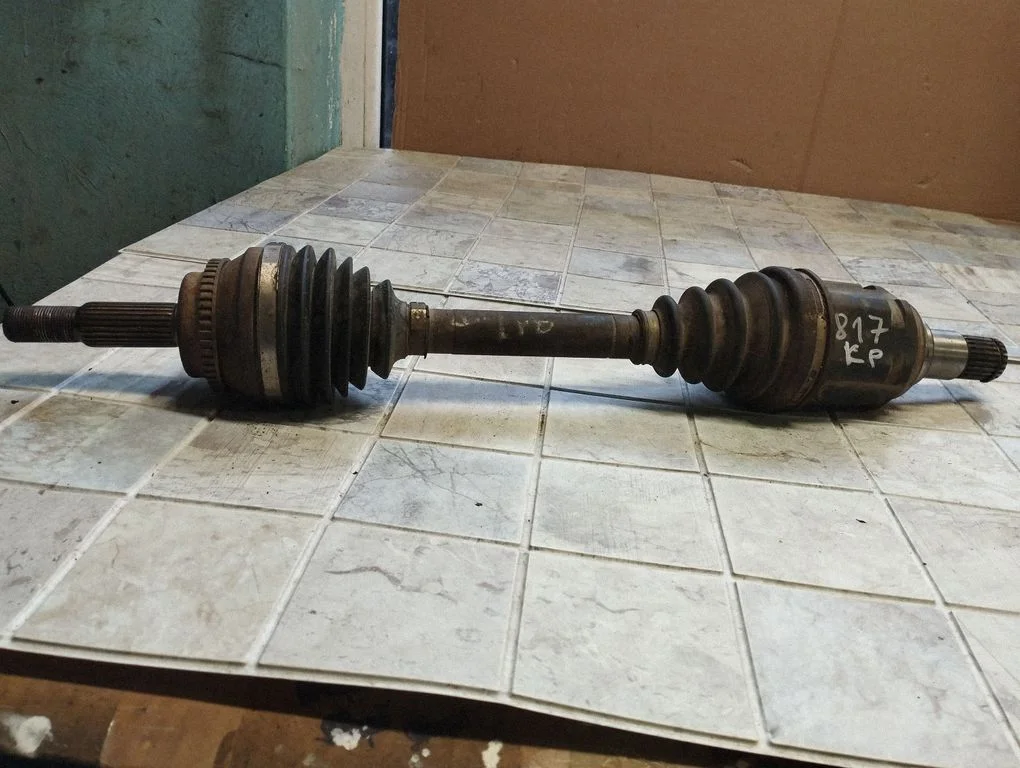 Front driveshaft – front left