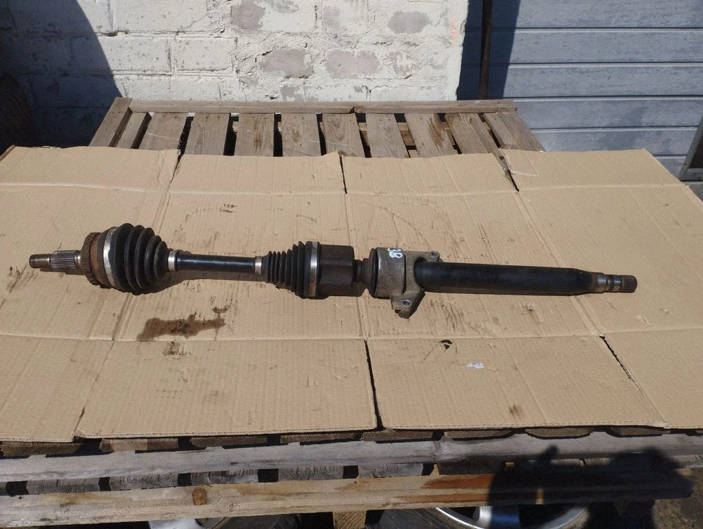 Front driveshaft – Saab 9-5 (2006-2010)
