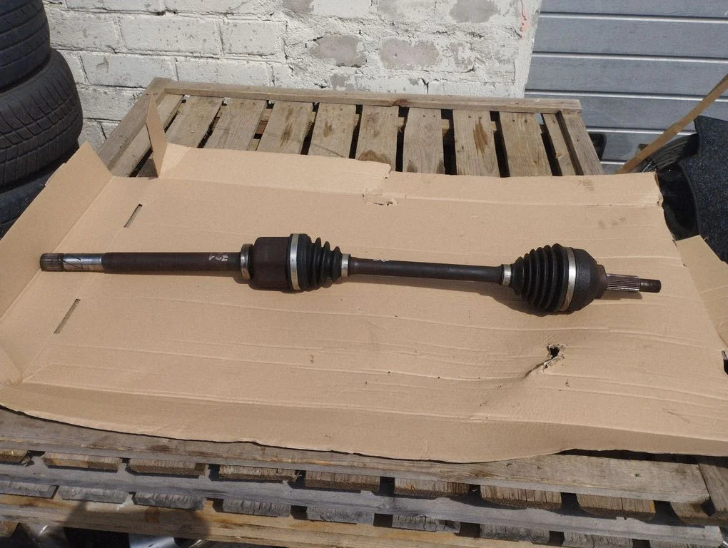 Front driveshaft – front right