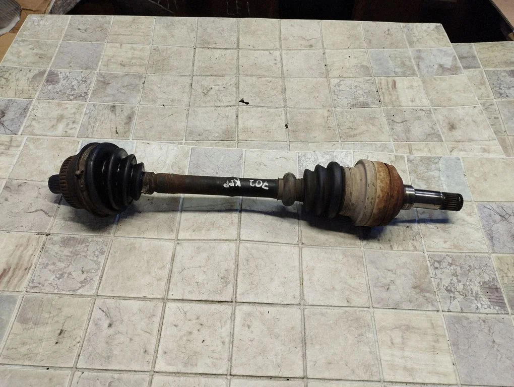 Front driveshaft – Volkswagen Sharan (1996-2000)