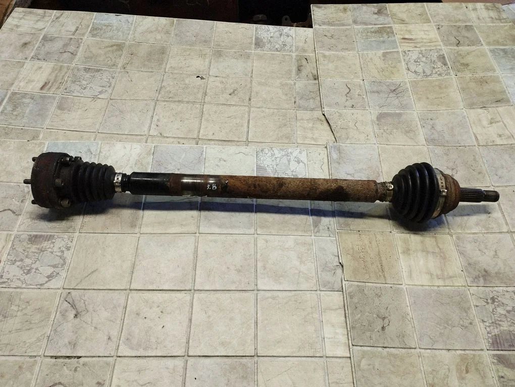 Front driveshaft – front right