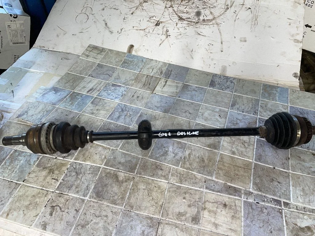 Front driveshaft – front right